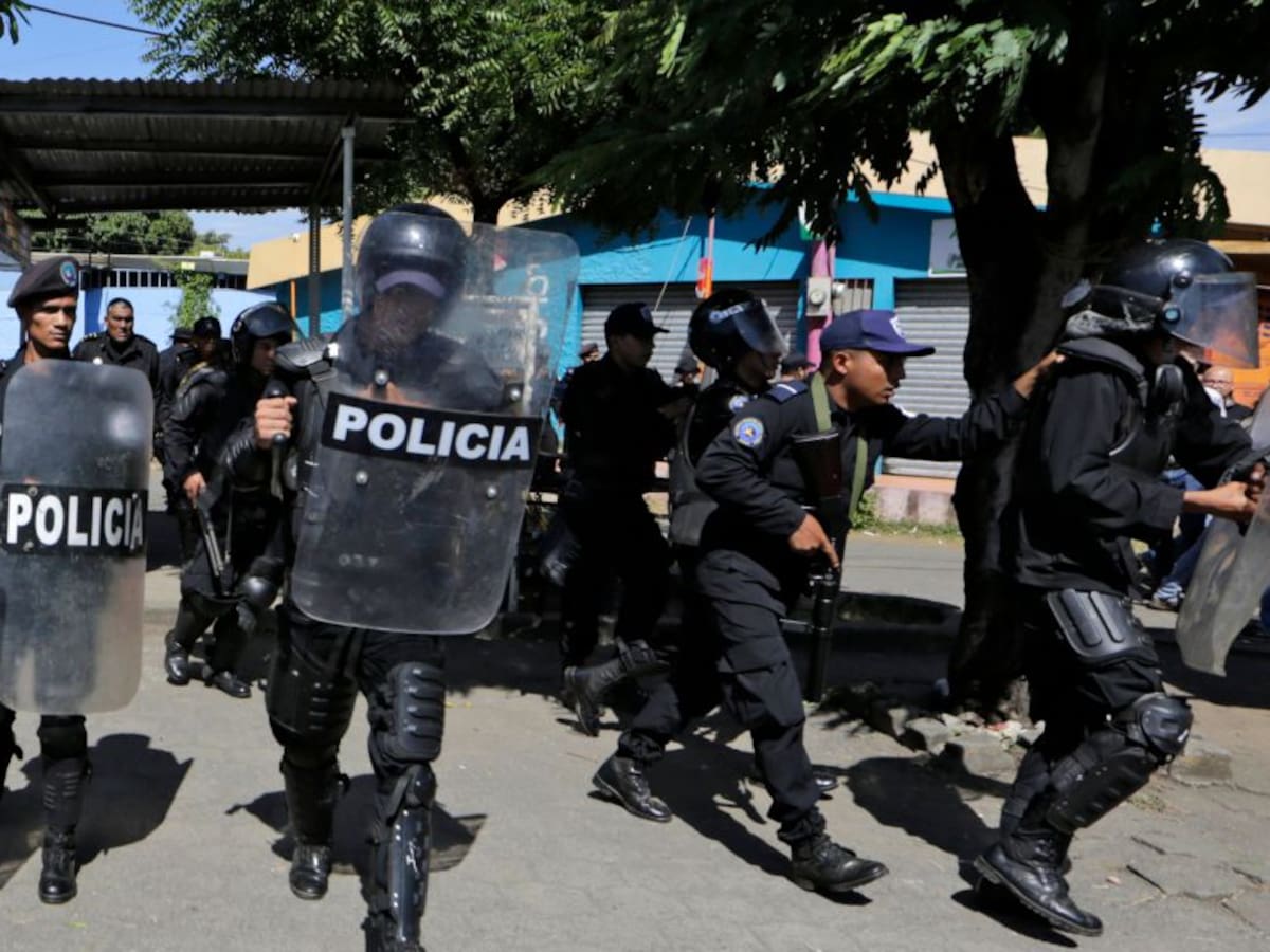 Nicaragua lanza plan de seguridad con fusiles de guerra en Navidad