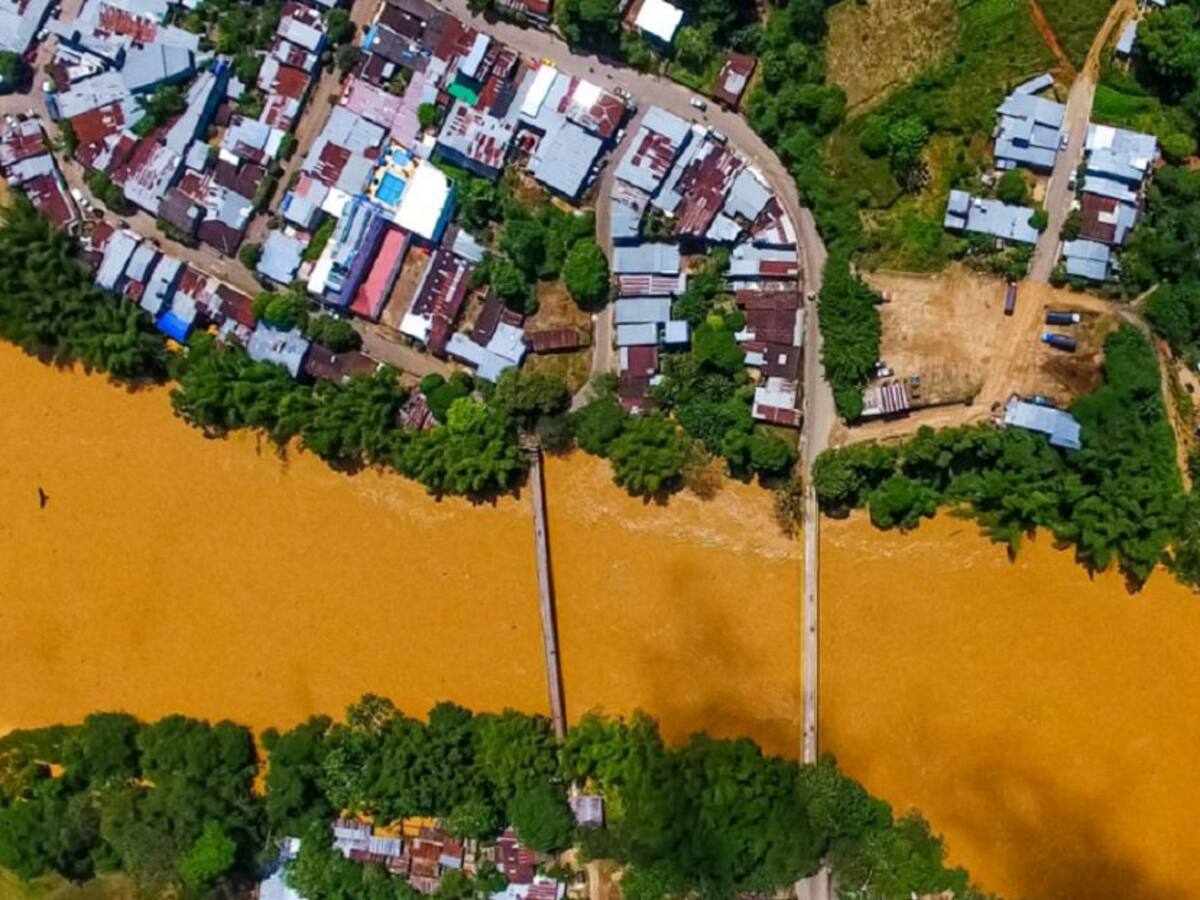 La Defensoría alerta por enfrentamientos entre dos facciones disidentes de las Farc
