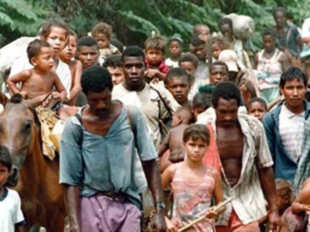 Estados Unidos admite avance con desplazados en Colombia pero le preocupa la violencia