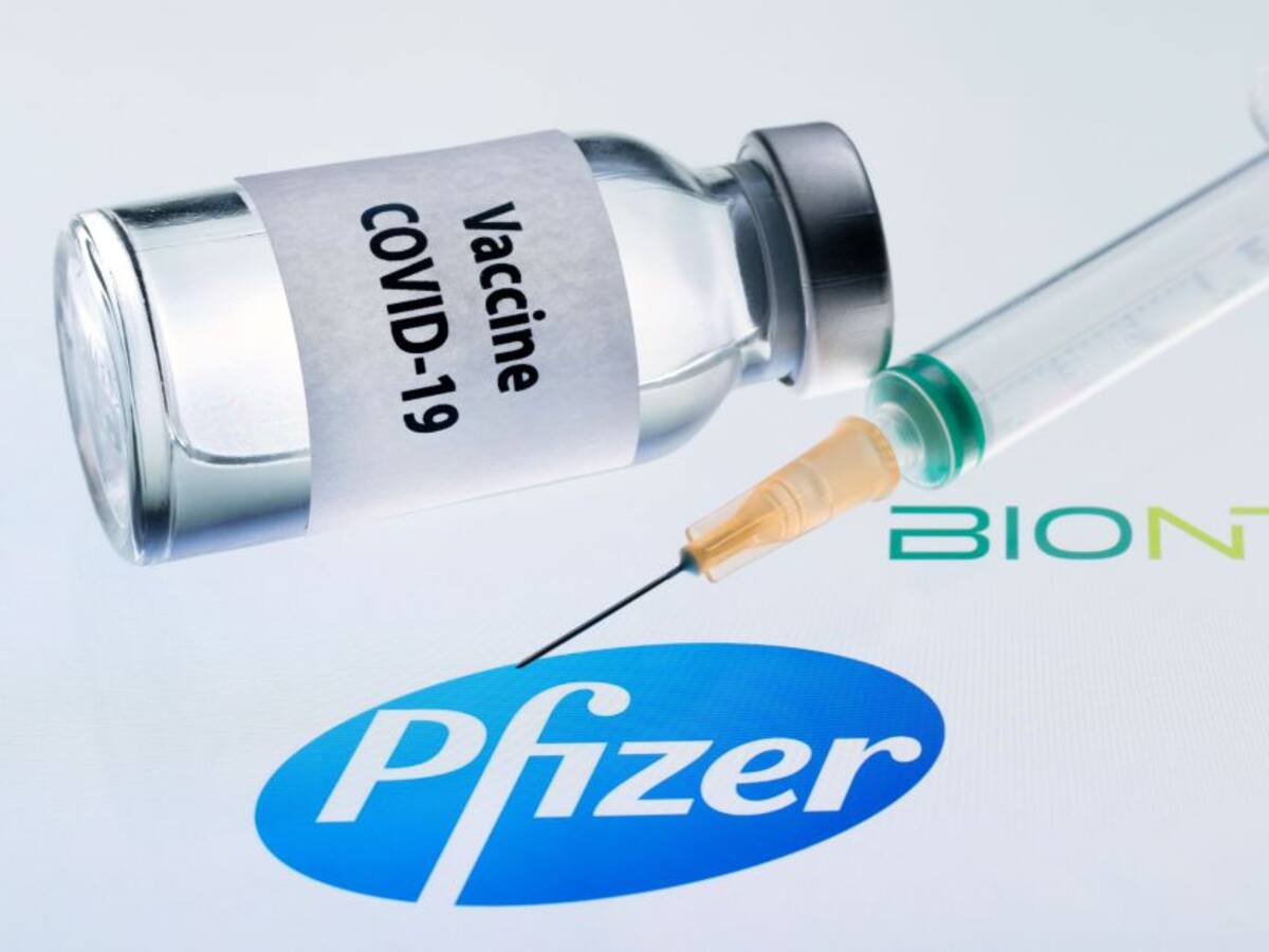 Pfizer reconoce que cepa sudafricana resta eficacia de su vacuna