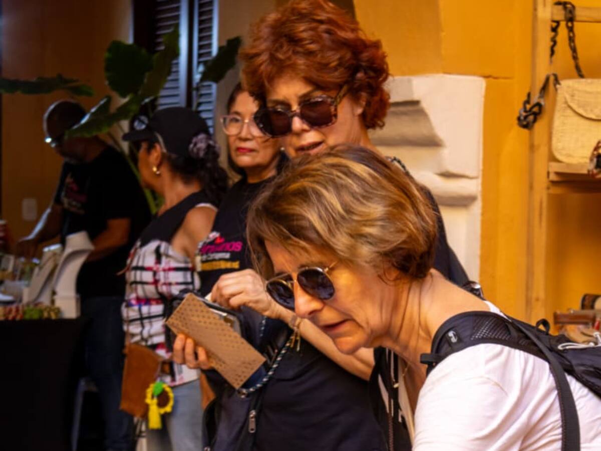 Alcaldía Mayor de Cartagena invita a visitar la exposición artesanal en Casa Bolívar