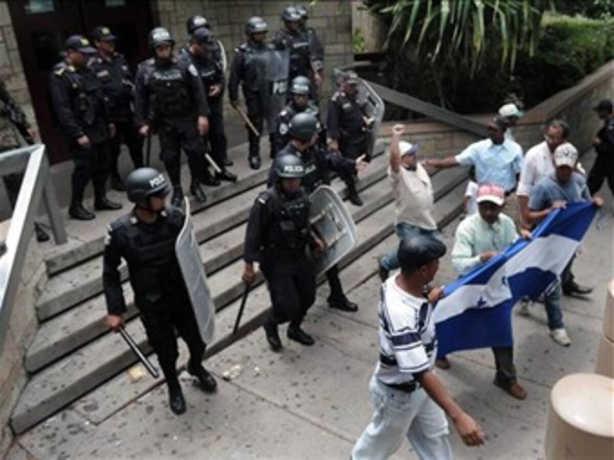 Decretan estado de sitio en Honduras