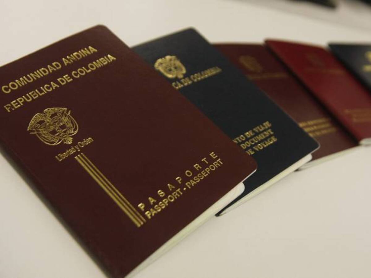 Problemas con pasaportes en Bolívar por actualización de software