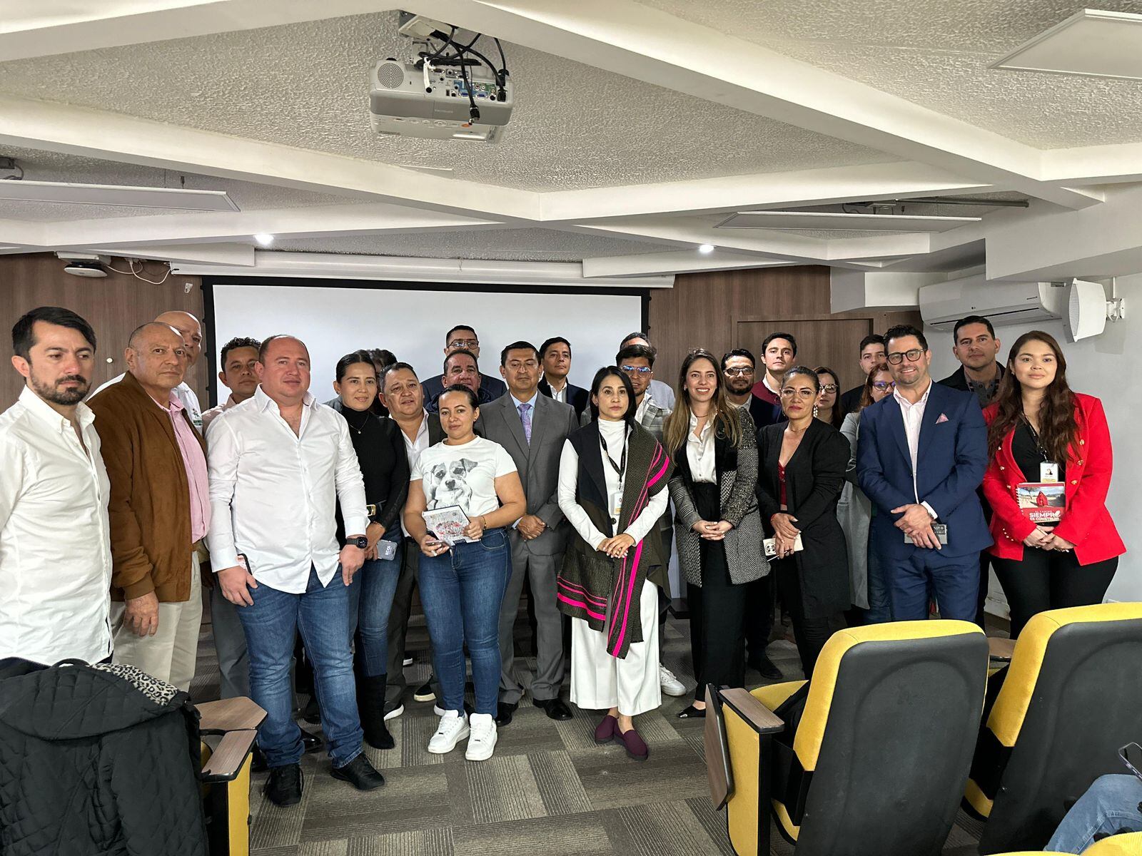 Comisión que busca solución al paro minero en Norte de Santander / Foto: Cortesía