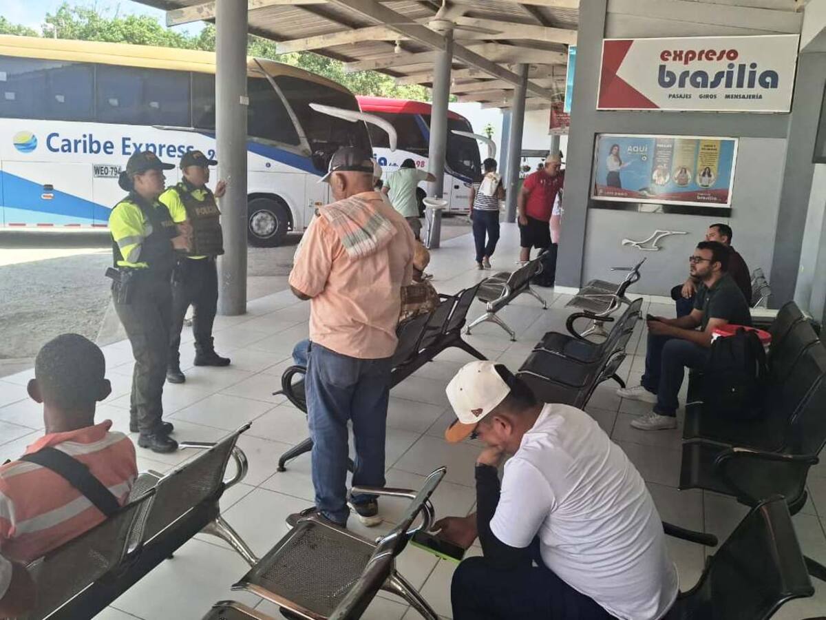 Policía de Tránsito refuerza recomendaciones viales en Magangué