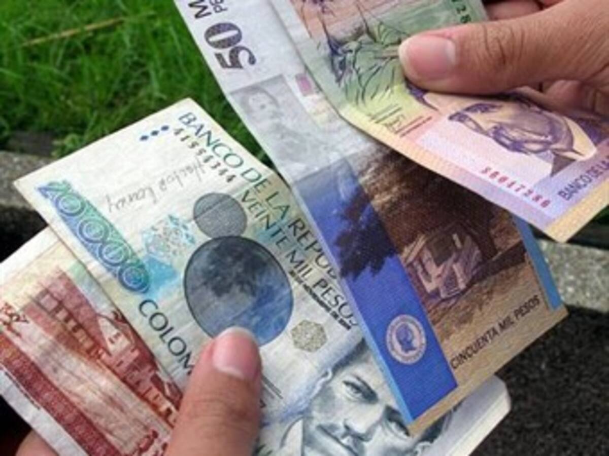 Hoy crucial reunión para fijar incremento de salario mínimo para 2014