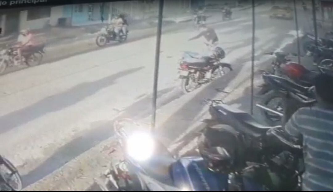 El joven de 24 años perdió la vida luego de ser trasladado a un centro asistencial cercano