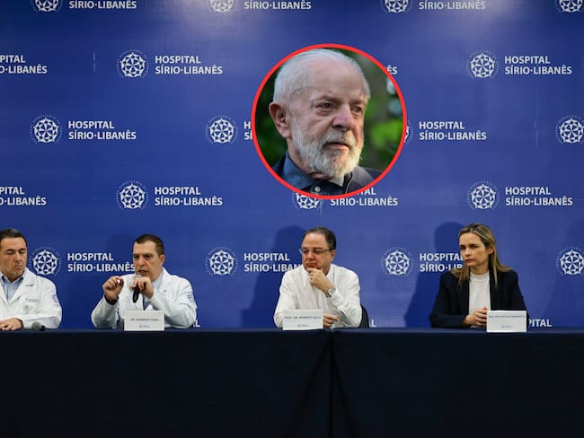 Los doctores Mauro Suzuki, Rogério Tuma, Roberto Kalil, Ana Helena Germoglio y Marcos Stavale, médicos del presidente de Brasil, Luiz Inácio Lula da Silva, ofrecen una rueda de prensa con información actualizada sobre el estado del Presidente tras ser operado para drenar una hemorragia intracraneal en el hospital Sírio Libanês, en el centro de São Paulo (Brasil). Lula está despierto, conversa "normalmente" y se quedará en observación los próximos días. EFE/ Isaac Fontana.