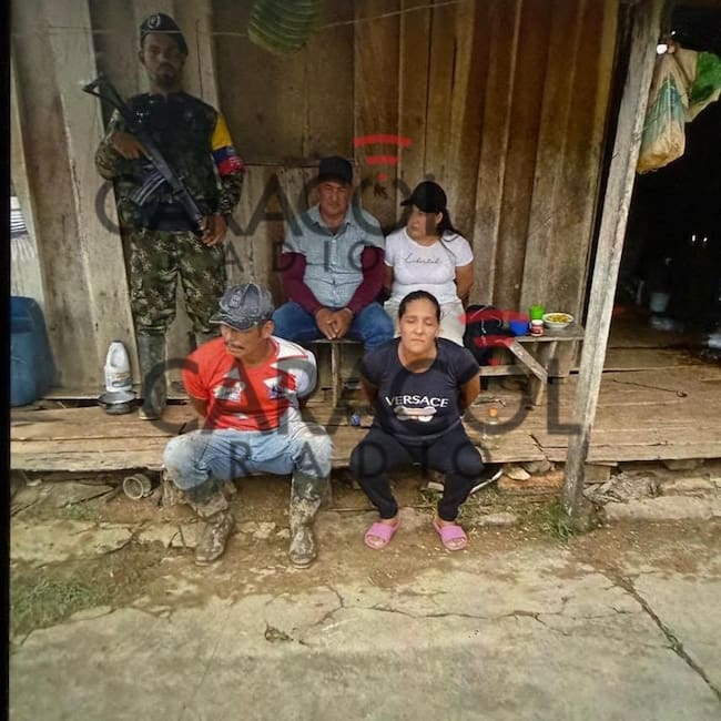 Estas son tres de las cuatro personas masacradas en Remedios, Antioquia, por el frente 4 de las disidencias de Calarcá.