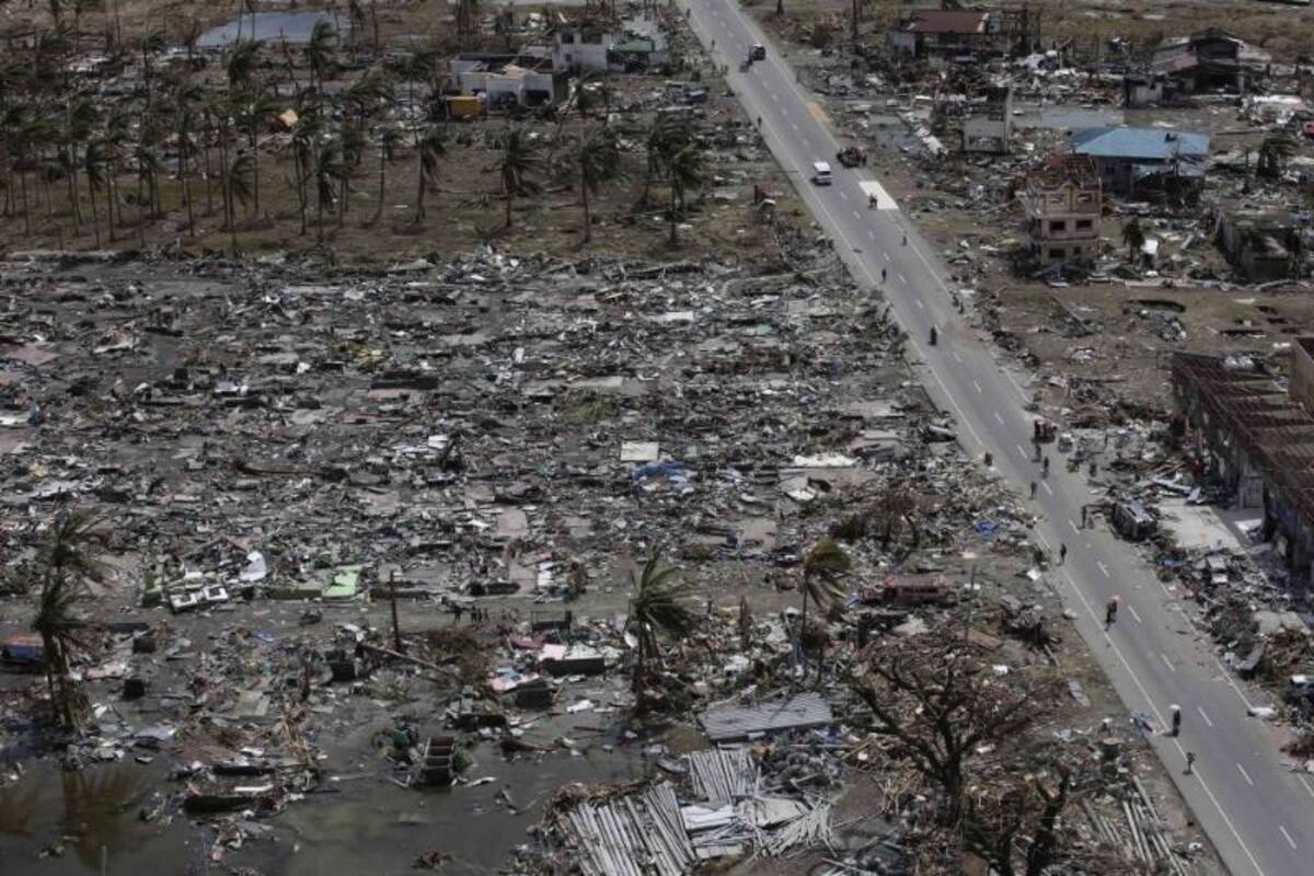 Aspectos de las zonas devastadas por el tifón que durante el fin de semana azotó a Filipinas, hecho que movió a la comunidad internacional a enviar ayuda a millones de afectados.