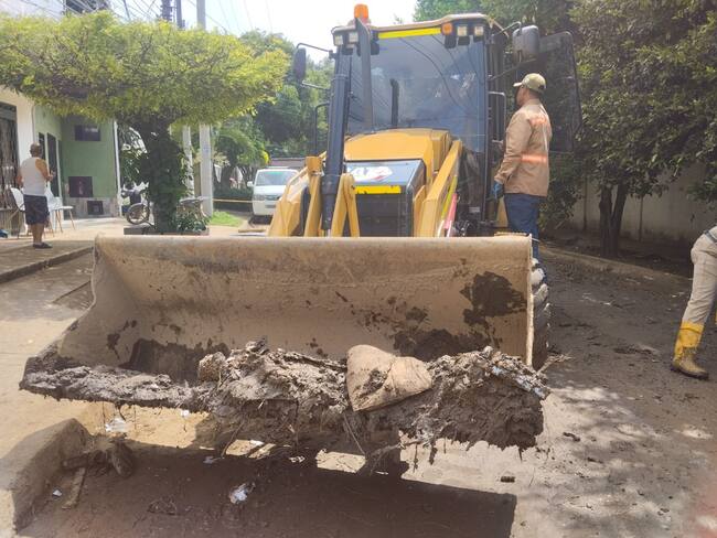 EMCALI, labores de limpieza en el norte de Cali