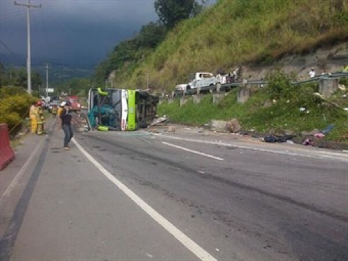 "El bus nos expulsó por las ventanas": víctima de accidente en Fusagasugá