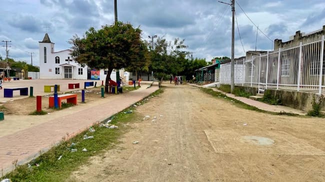 Dentro de las obras se encuentra un kilómetro de la calle principal