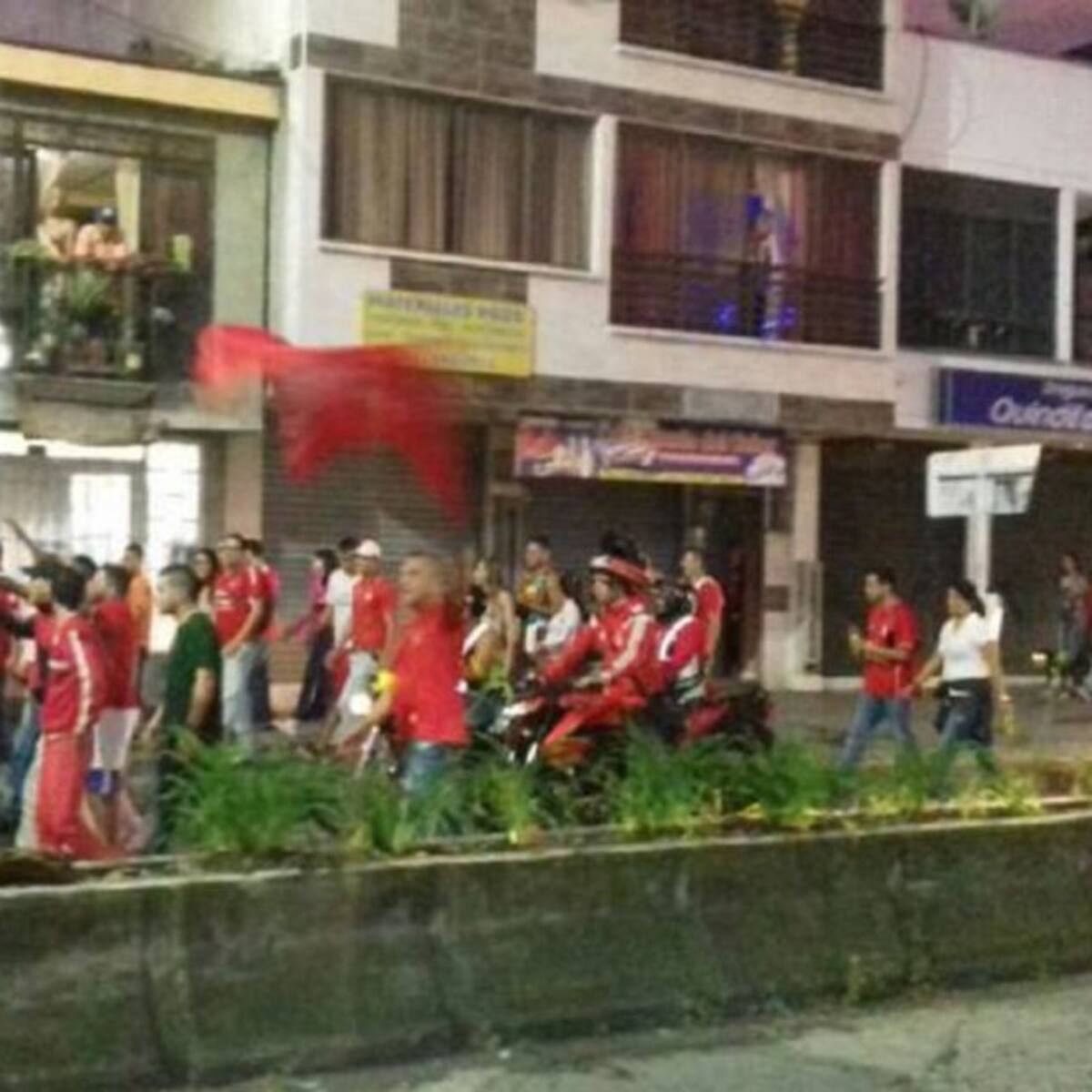 La Policía en Armenia inmovilizó 20 motocicletas por caravana de hinchas