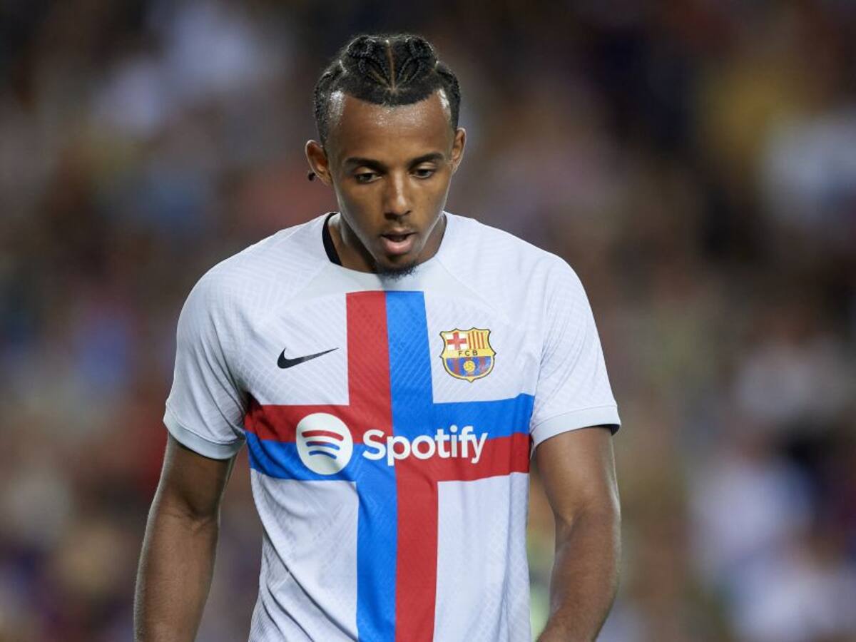 Barcelona definió el futuro de Jules Koundé, su problemático fichaje