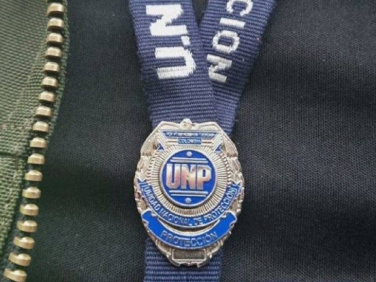 Protestan trabajadores de la UNP