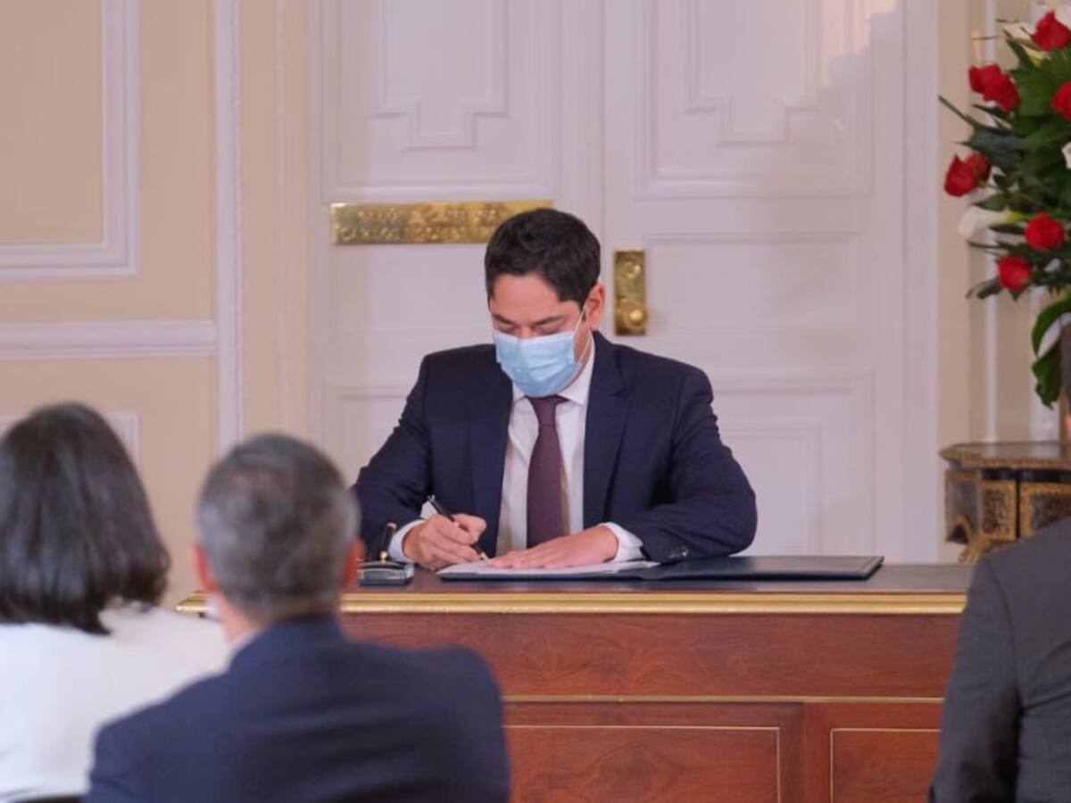 MinDeporte promete incrementar los premios a los medallistas olímpicos