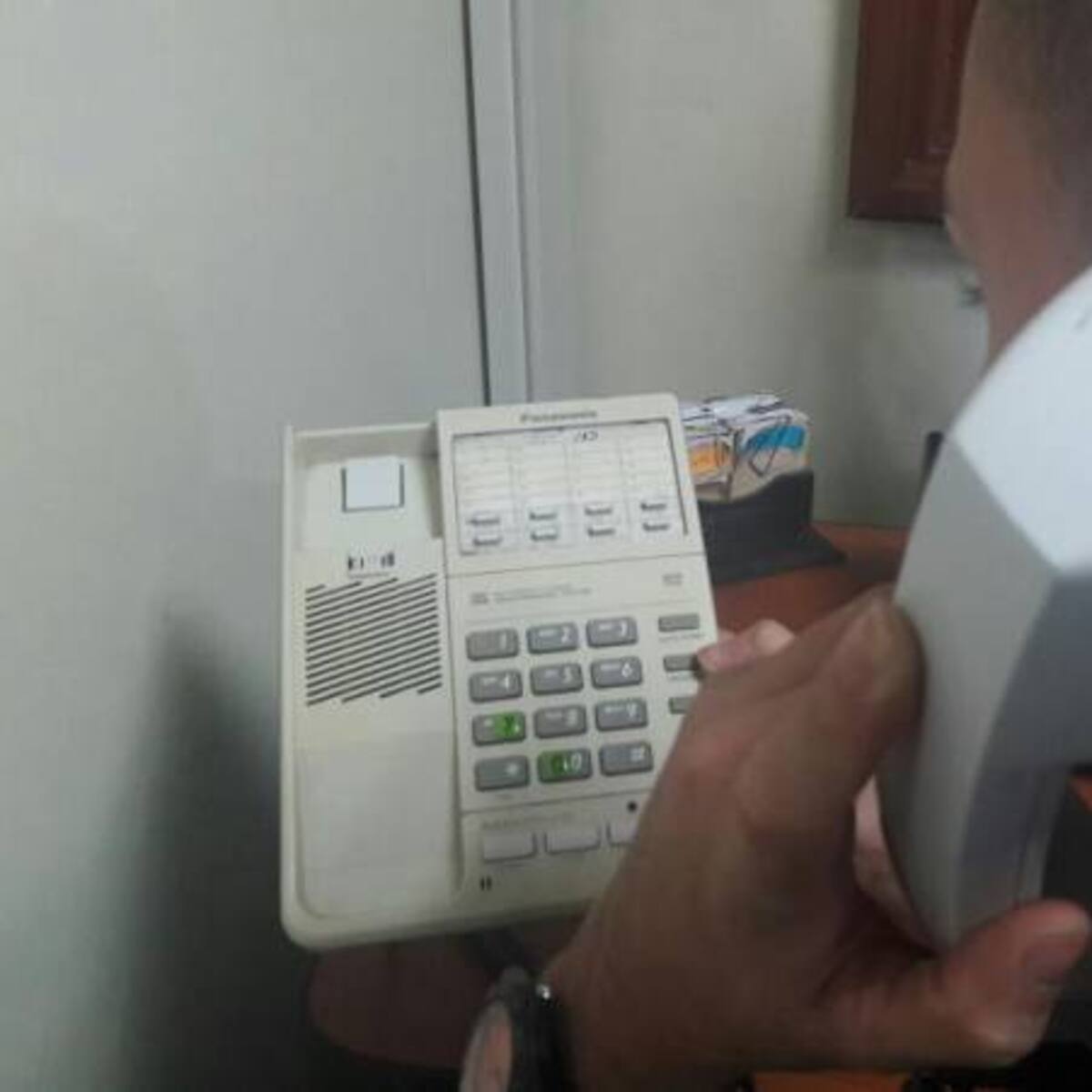 En 100 por ciento se incrementan las llamadas falsas a las líneas de emergencia