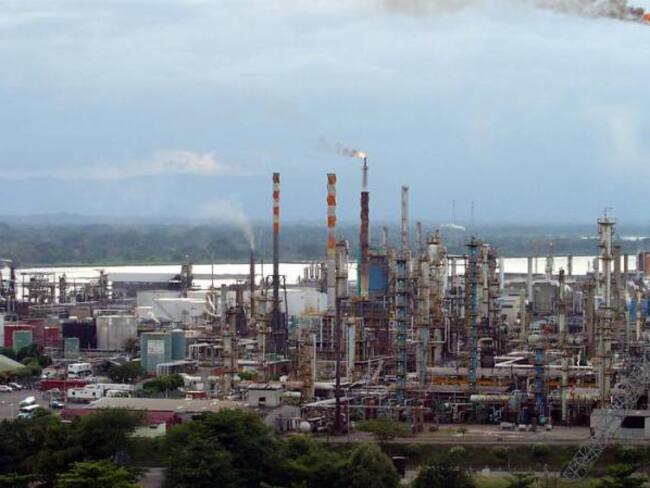 PETROLEO SEGUIRÁ A LA BAJA: JORGE SUÁREZ