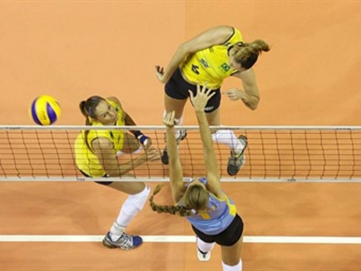 Colombia fue ‘blanqueada’ por Brasil 0-3 en el debut del preolímpico de voleibol