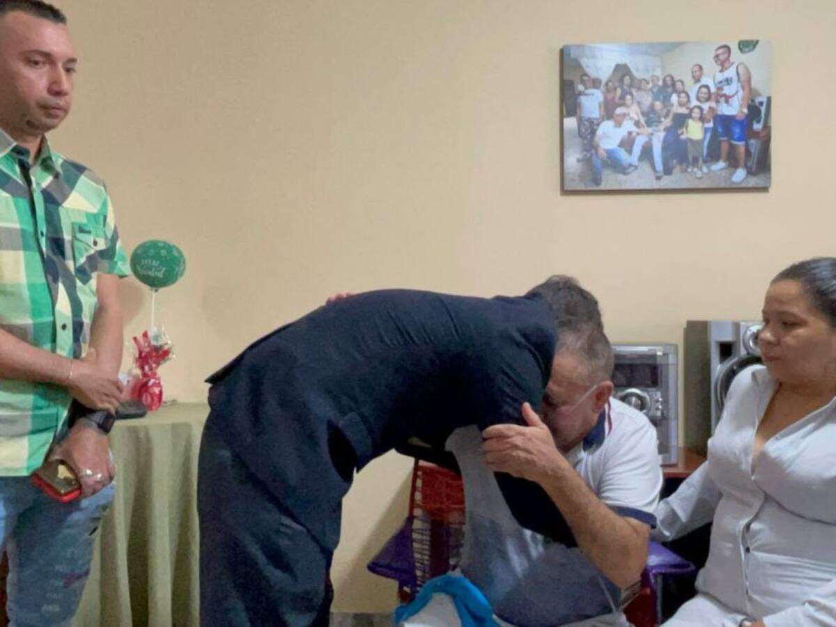 Víctor Escobar recibió la eutanasia en Cali junto a sus seres queridos