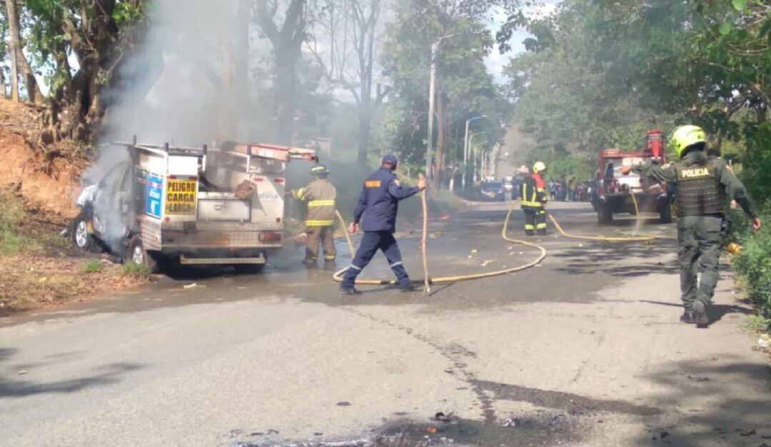 Hombres armados incineraron vehículo de Afinia en el sur de Córdoba
