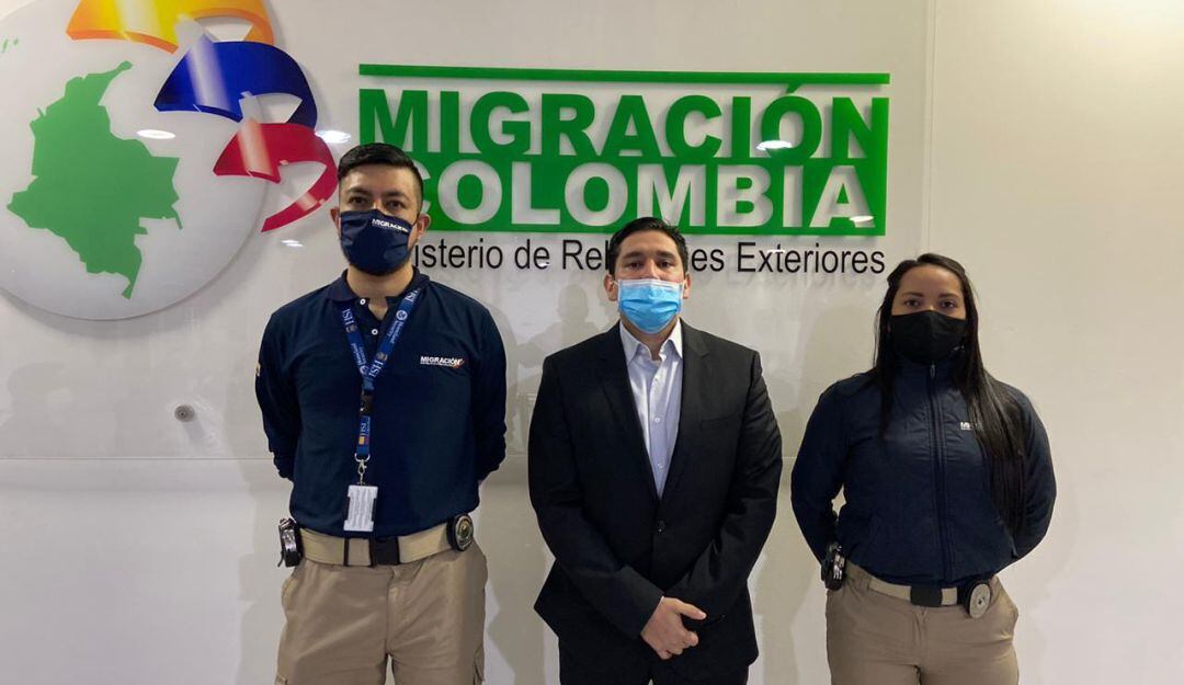 Llegada a Colombia de exfiscal Luis Gustavo Moreno, condenado por el 'Cartel de la Toga'. (Cortesía Migración Colombia)