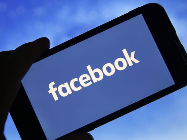 Empleados de Facebook se rebelan contra Zuckerberg y realizan parón online