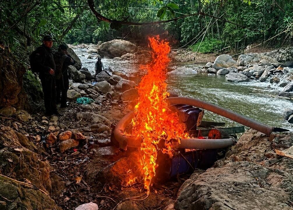 Autoridades destruyen mina ilegal de los Libertadores del Tolima, estructura del Clan del Golfo. Foto: suministrada.