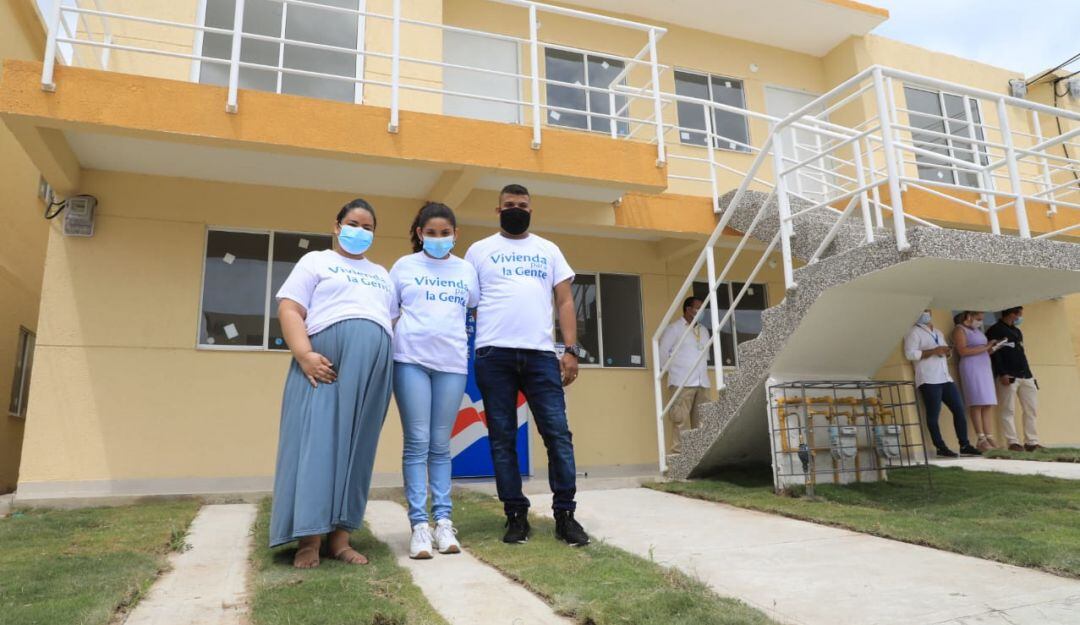 Familia Fontalvo Gallardo, la primera beneficiada con el subsidio adicional