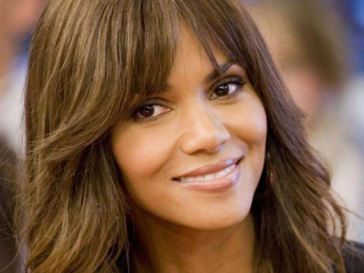 Halle Berry se siente 'afortunada' de haber cumplido 50 años