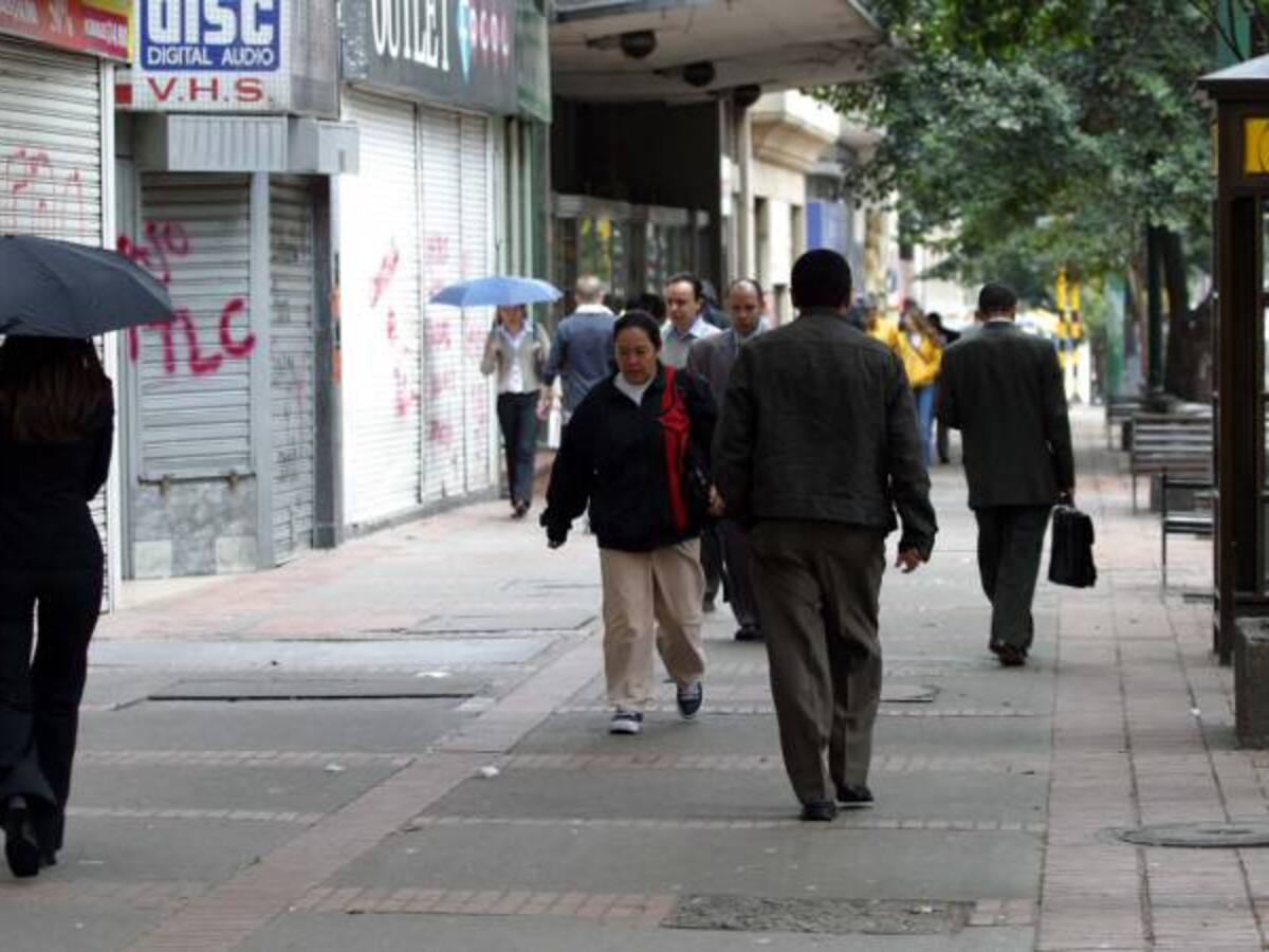 ¿Cómo se vive en Colombia con un salario mínimo?