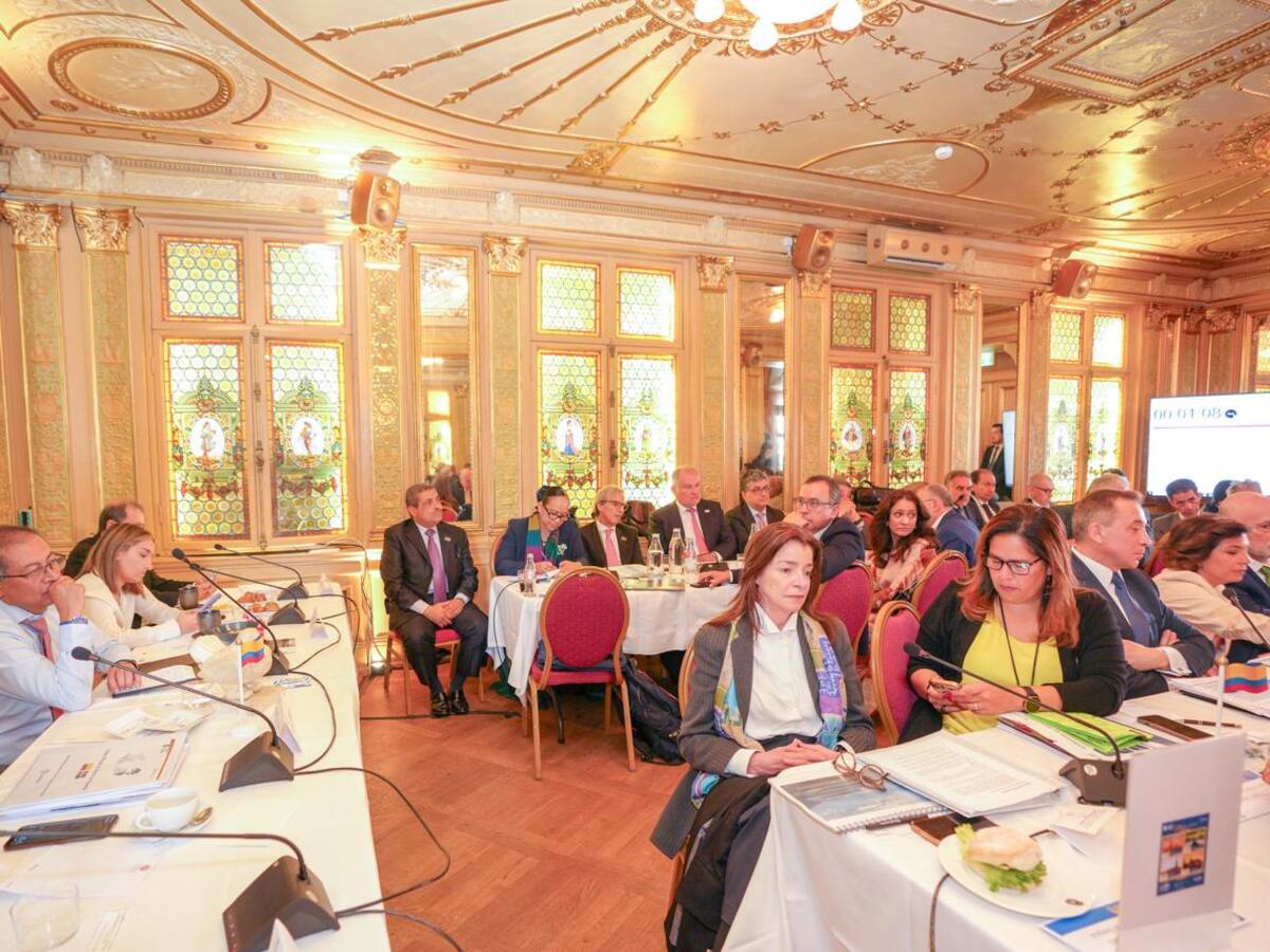 Petro se reúne con embajadores europeos en Estocolmo: Hay anuncios en paz y cooperación