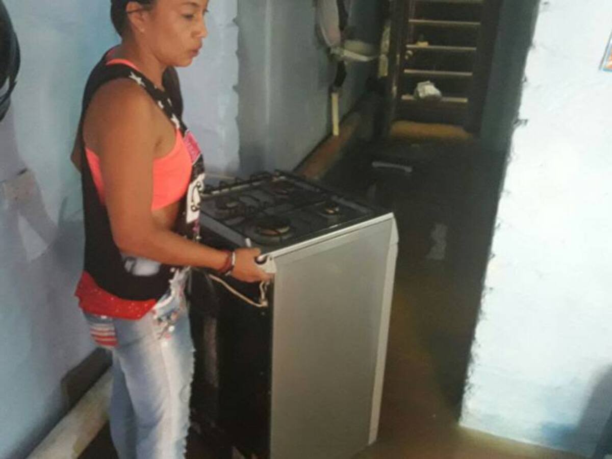 Alerta roja porque empezó a inundarse La Virginia