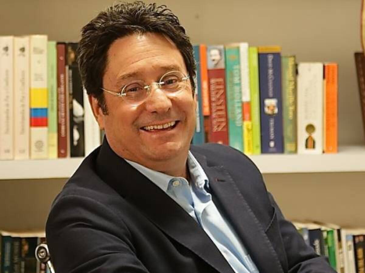 El curioso gemido que puso en aprietos a Pacho Santos en Hora 20