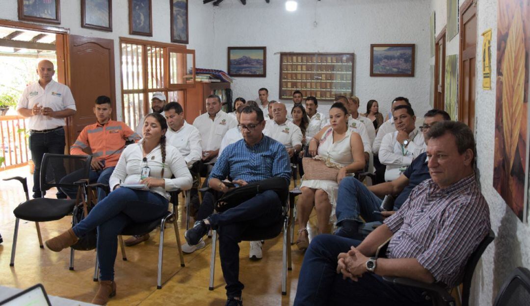 Ladrilleros de Pitalito ya cuentan con licencia ambiental actividad será de  manera sostenible ecología y con plan de manejo ambiental.