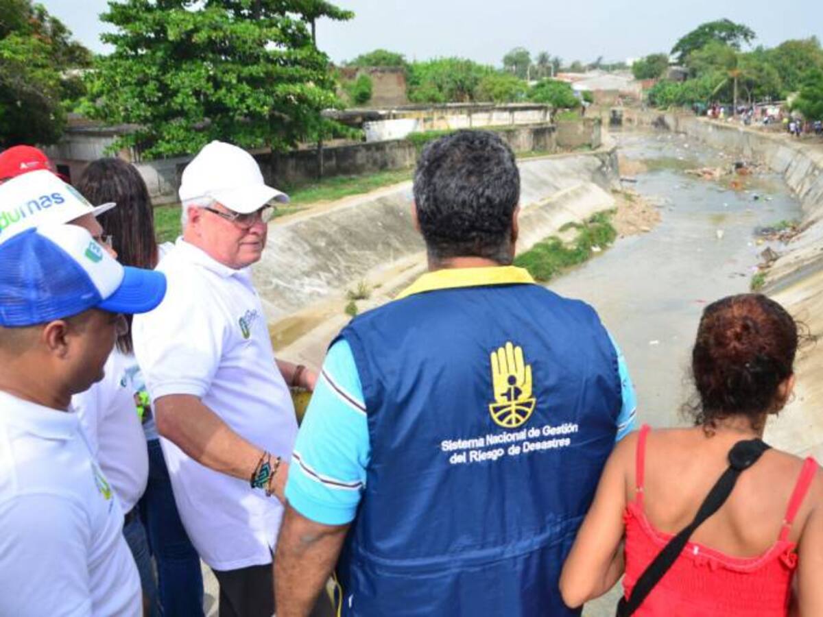 A 800 familias ascienden los damnificados por lluvias en Soledad