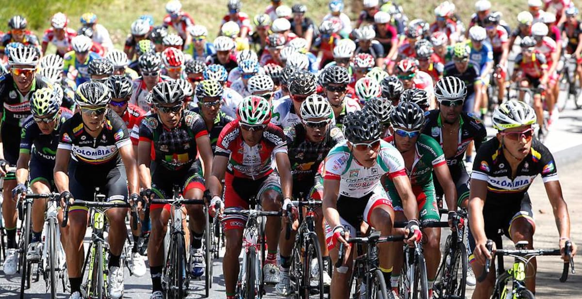 Imágenes de la etapa que llegó a Barbosa, Santander y donde Jefry Romero, del Team Colombia, fue el ganador.
