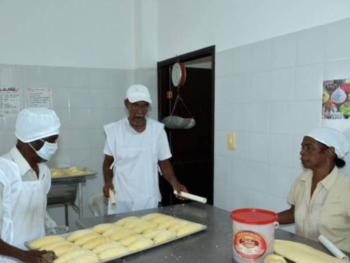 Centro de Vida el Zapatero del adulto mayor tiene su panadería en Cartagena