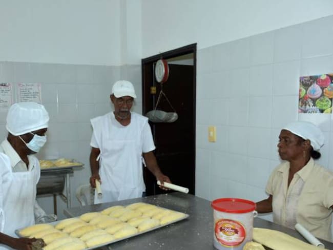 Centro de Vida el Zapatero del adulto mayor tiene su panadería en Cartagena