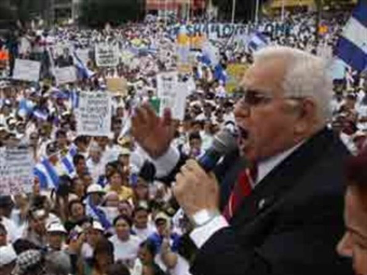 EE.UU. cancela visa a Micheletti, canciller y 14 magistrados de Honduras