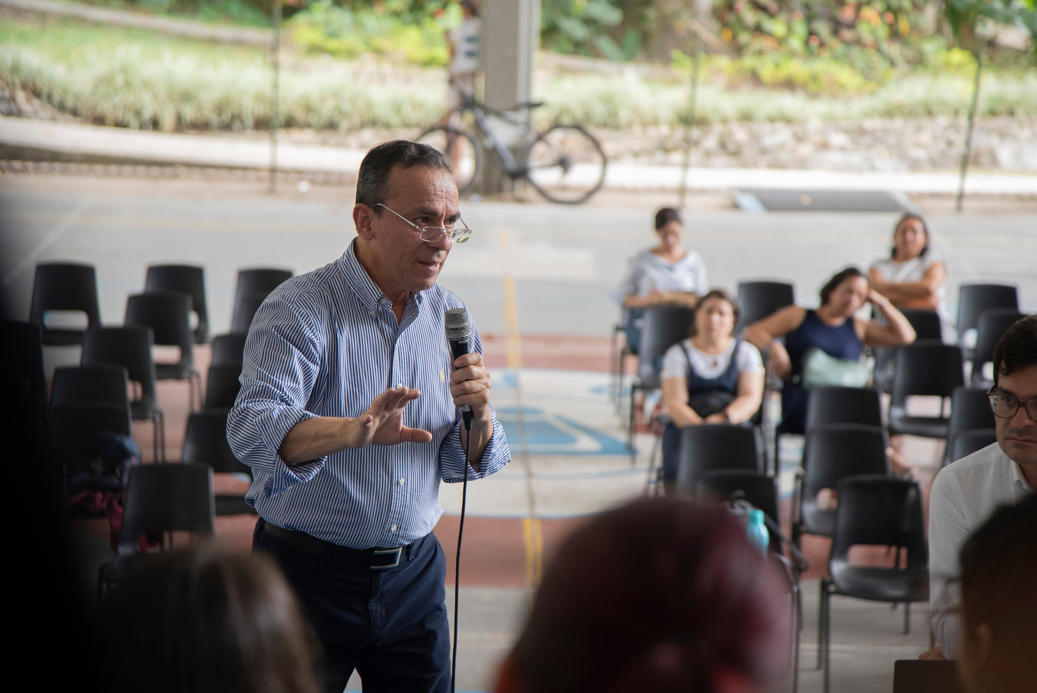 El maestro Alejandro Mantilla, director artístico del Ibagué Festival