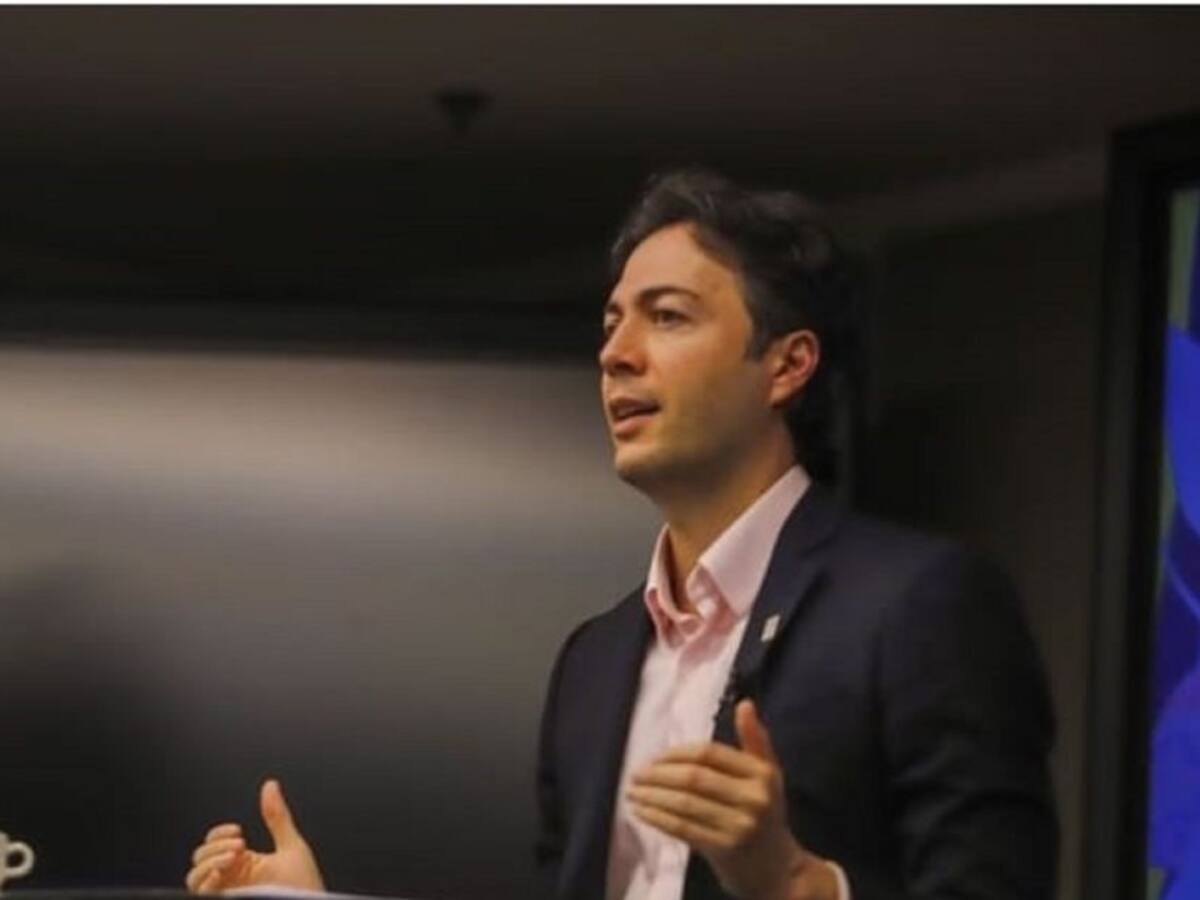 Apoderado de Daniel Quintero interpondrá tutela por revocatoria