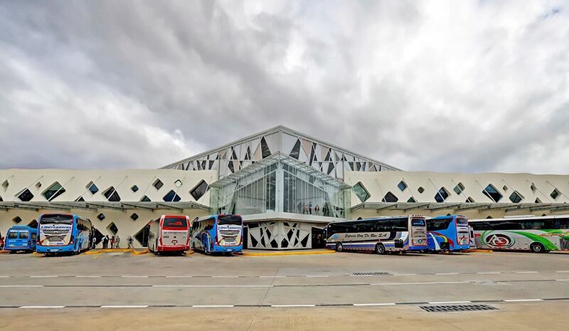**Con operativos especiales y aumento de rutas, el Terminal de Tunja prevé movilizar más de 300,000 pasajeros durante diciembre, priorizando la seguridad y comodidad de los viajeros.