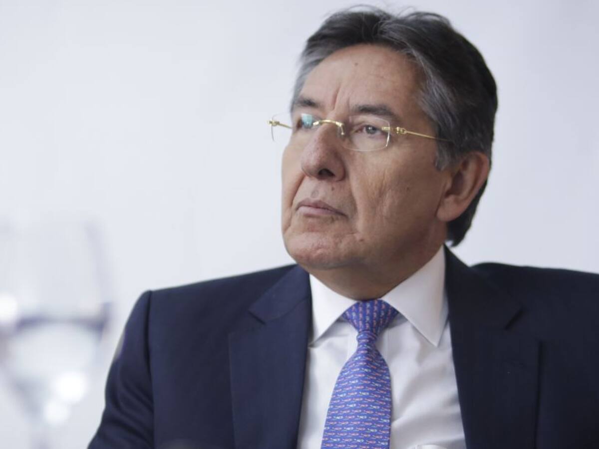 Denunciarán a congresistas que archivaron proceso contra Néstor H. Martínez