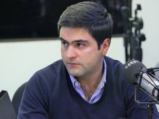 Representante Hoyos reclama derecho a pedir explicaciones al Gobierno sobre acuerdos