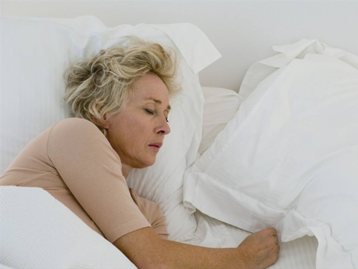 Dormir menos de seis horas a partir de los 50 años aumenta el riesgo de tener demencia