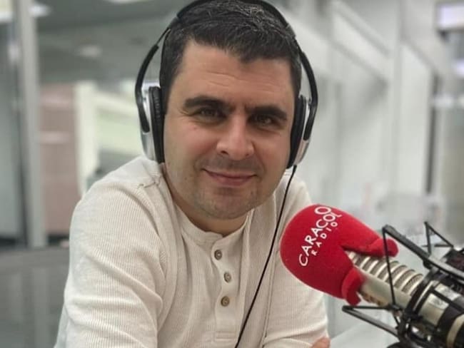 Juan Felipe Cadavid, periodista de Caracol Radio.