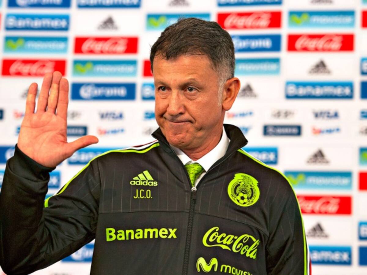 Estamos digiriendo la derrota con Chile, pero nuestros objetivos siguen intactos: Juan Carlos Osorio