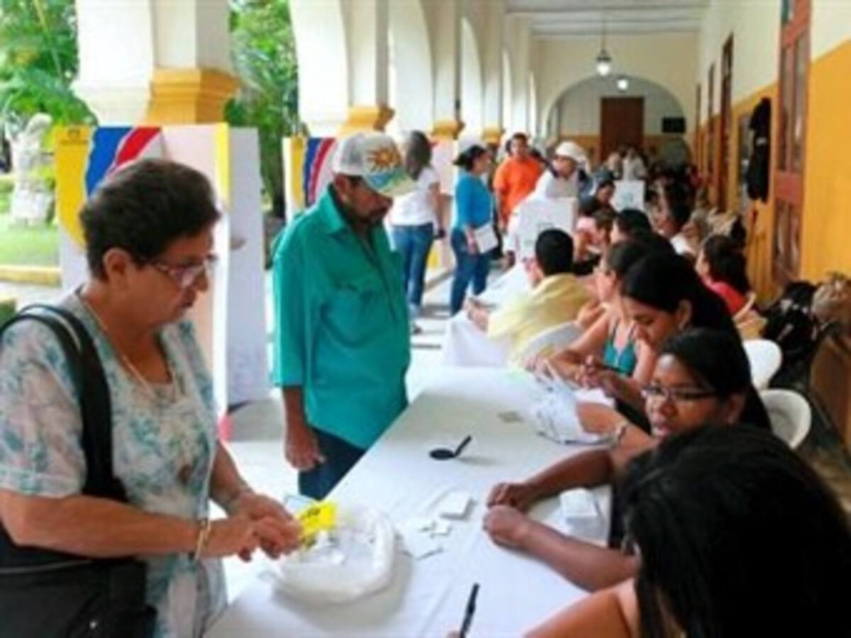 Semana de eventos y definiciones políticas en los partidos